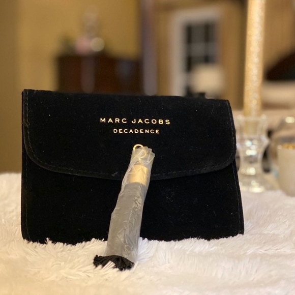 Marc Jacobs Velvet Tassel Clutch Bag - Picture 2 of 7